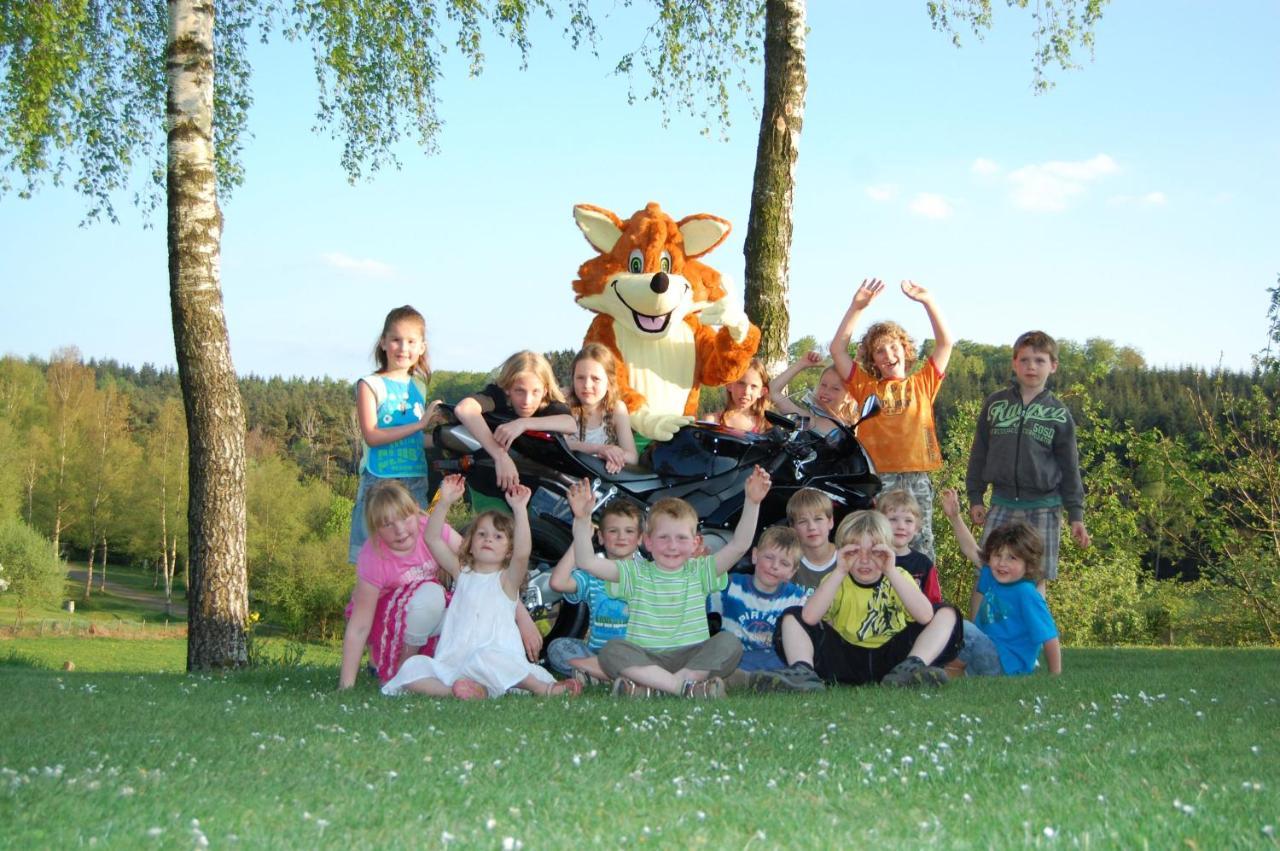 Ardennen Camping Bertrix Ngoại thất bức ảnh